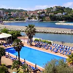 Mare Hotel 3*