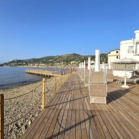 Mare Hotel 3*