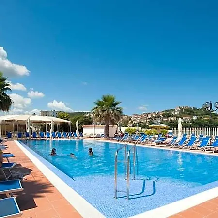 Mare Hotel 3*